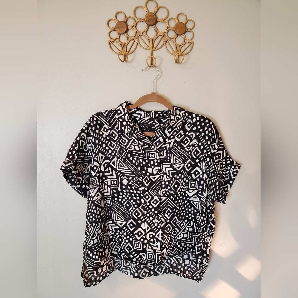 Tahari 100% linen shirt